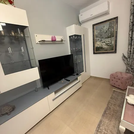La Perla Apartment *
