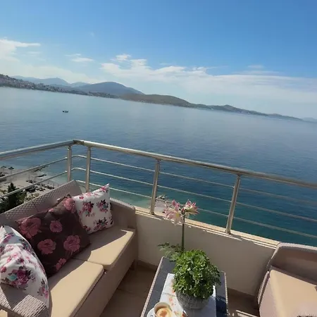 La Perla Apartment